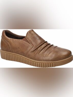 Easy Motion By Easy Street Kipper Slip On Sneaker Size 8 WW Extra Wide NEW In